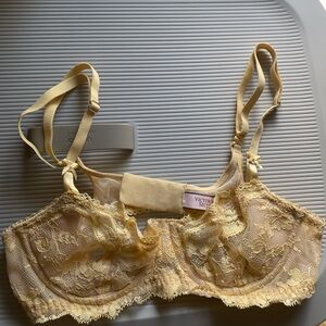 Victoria secret lace bra